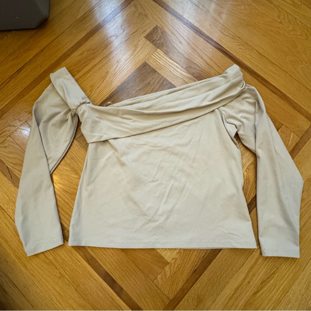 Abercrombie & Fitch Asymmetrical Off the Shoulder Beige Long Sleeve Top